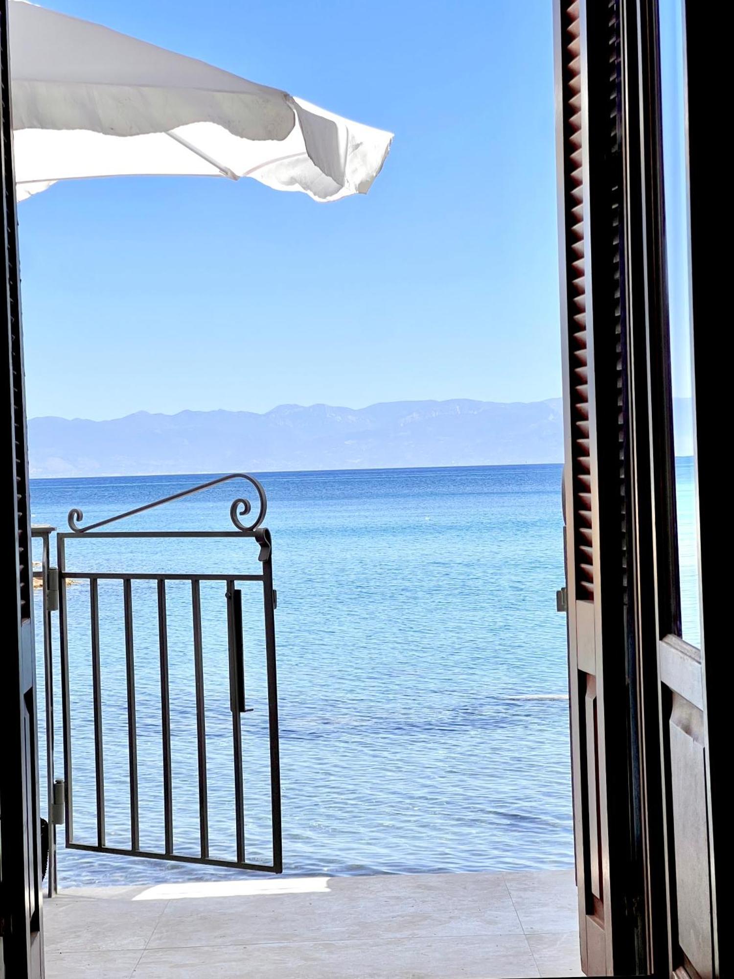 Xenios Zeus Rooms Koroni  Exterior photo